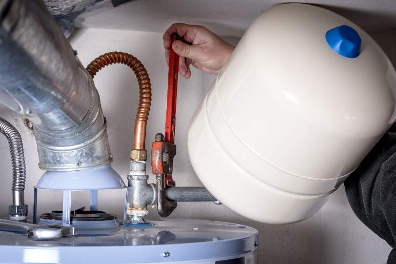 Hot Water Heater Repair Miami FL 33155 - Eco 1 Plumbing LLC